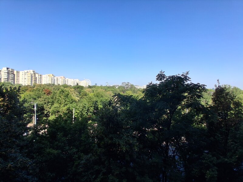 Doamna Ghica, 3 camere decomandat, vedere parc,70 mp