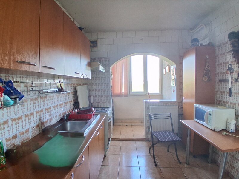 Doamna Ghica, 3 camere decomandat, vedere parc,70 mp