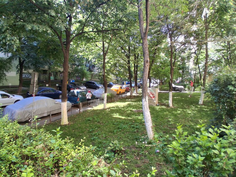 Doamna Ghica, 3 camere decomandat, vedere parc,70 mp