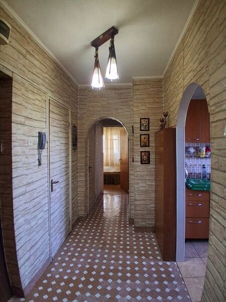 Doamna Ghica, 3 camere decomandat, vedere parc,70 mp